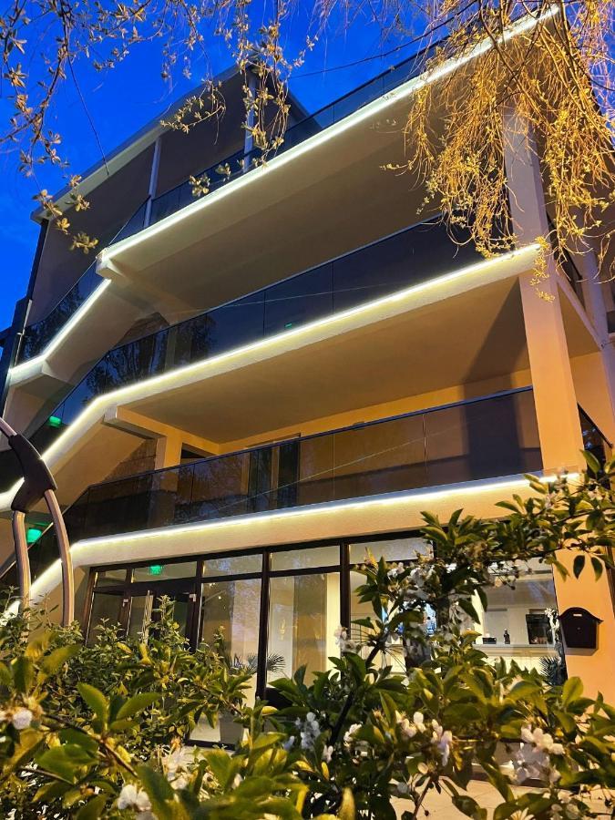 Hotel Olt By Ventura 马马亚 外观 照片